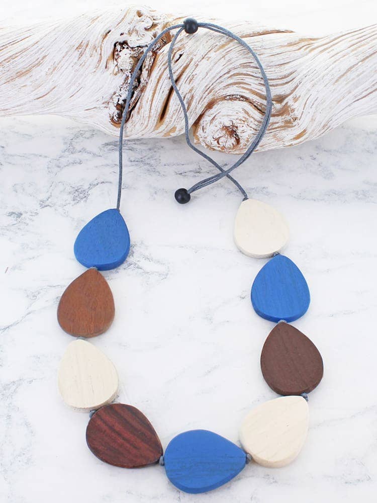 WOODEN TEARDROP NECKLACE
