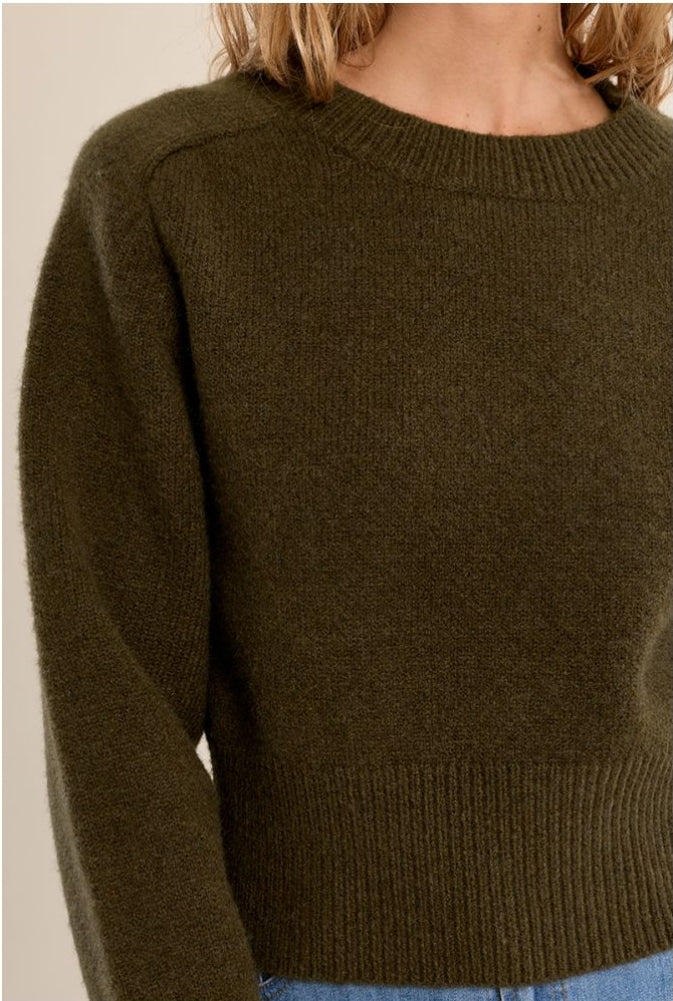 Ribbed cropped sweater